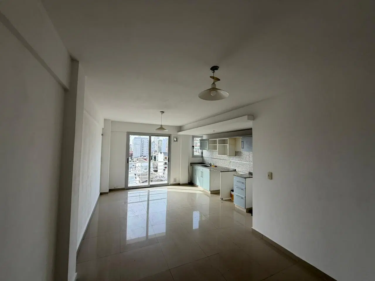 Departamento dos ambientes en Alquiler en Wilde Centro 2