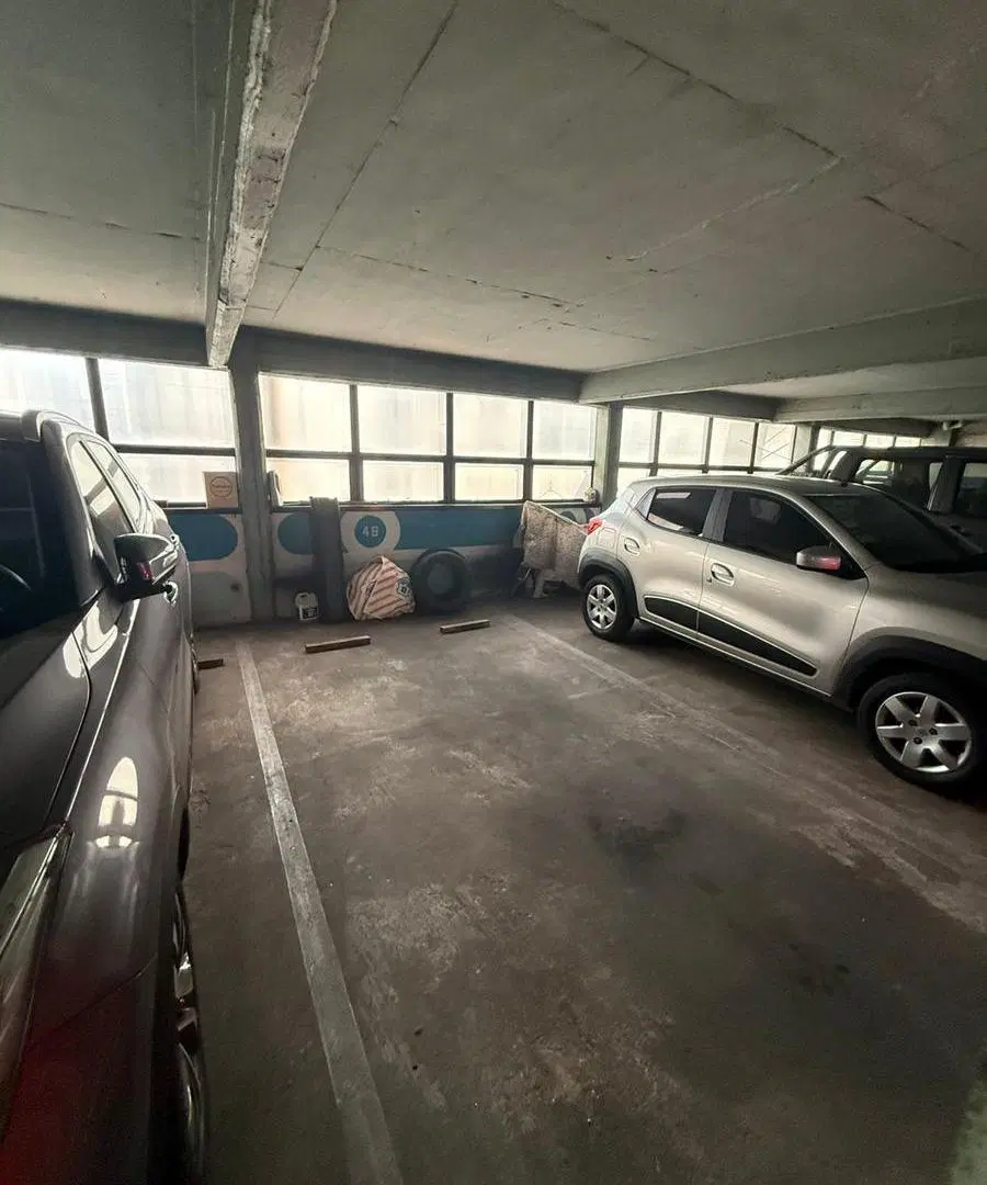 Cochera en venta en Avellaneda 2