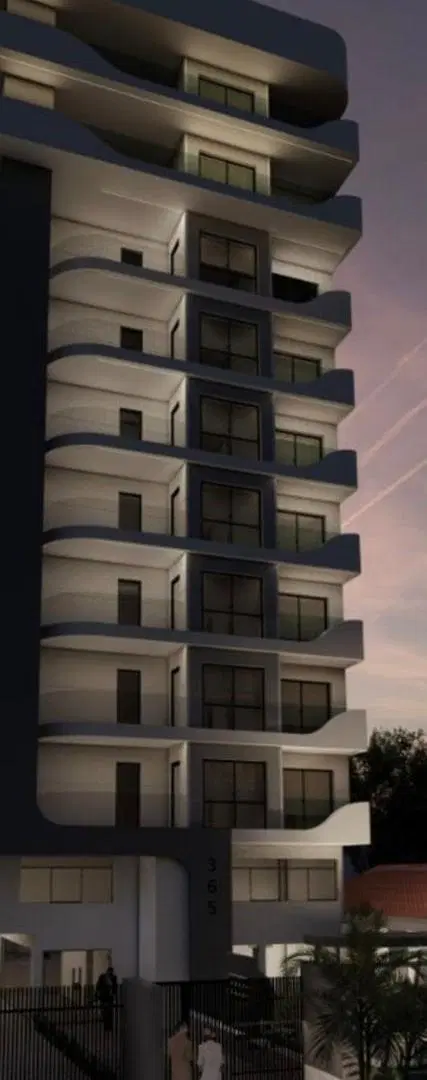Departamento tres ambientes en venta en Berazategui 2