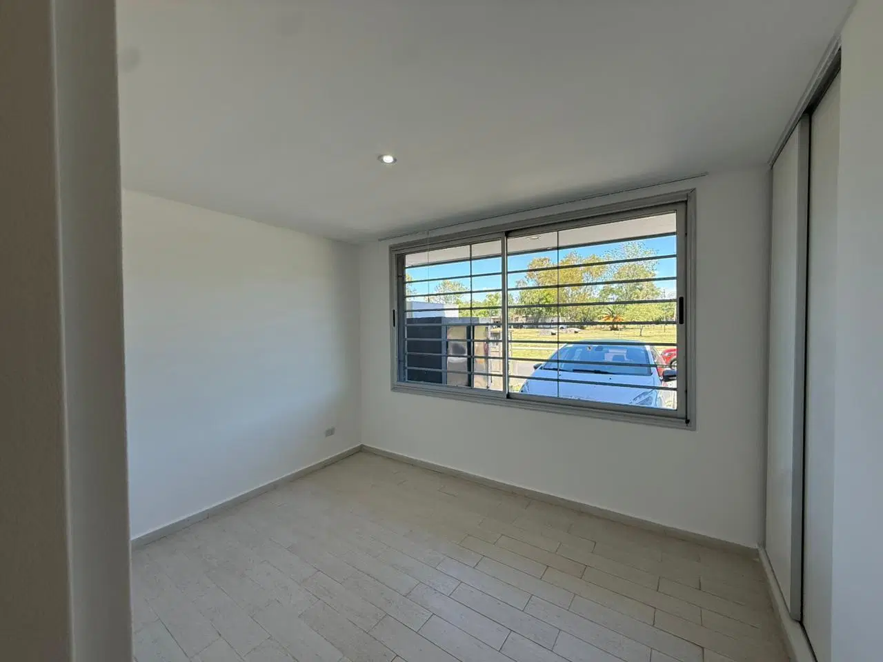 Departamento tres ambientes patio nuevo quilmes externo en venta 2