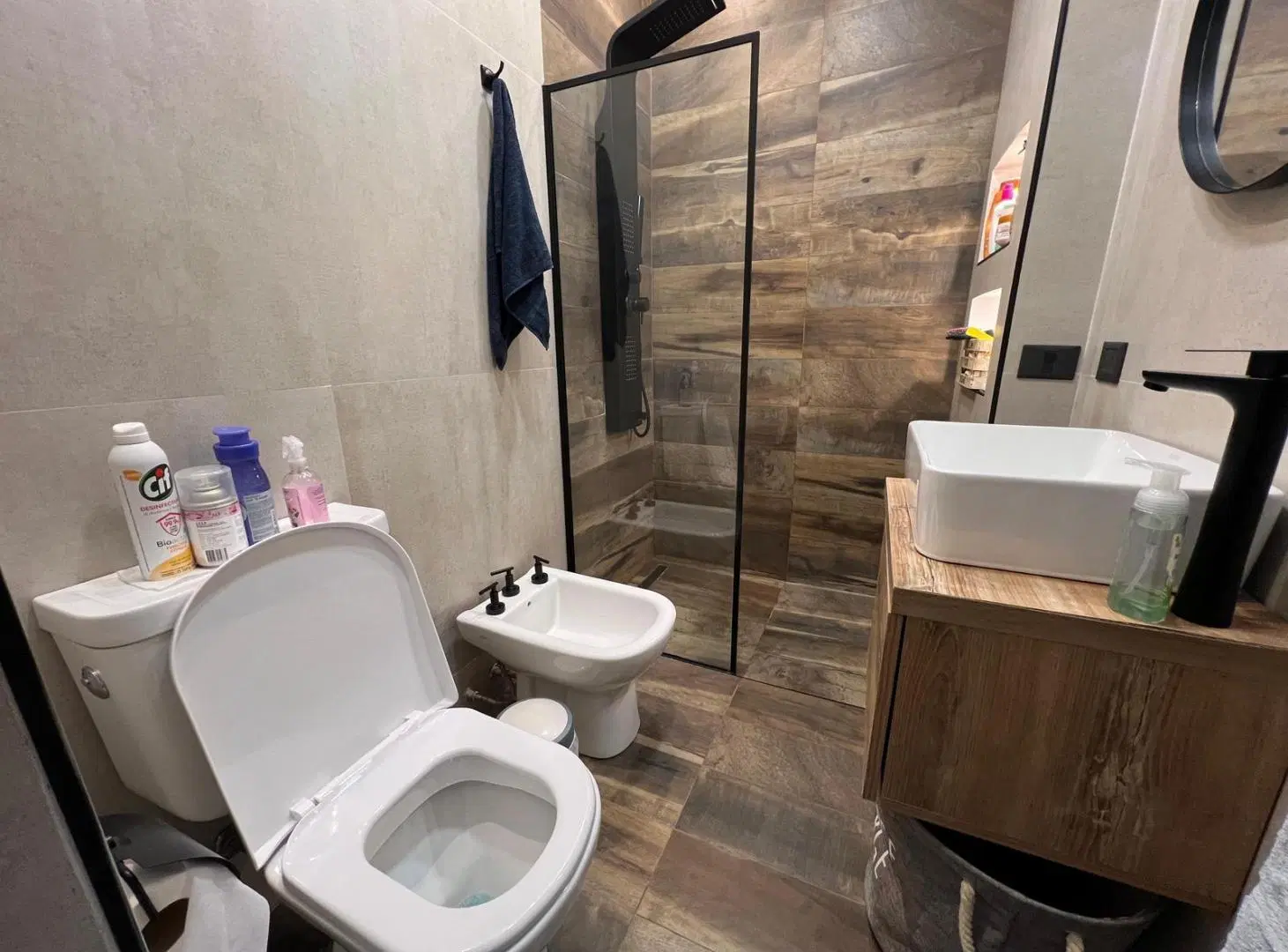Departamento tipo PH de cuatro ambientes en Alquiler en Villa Dominico 1