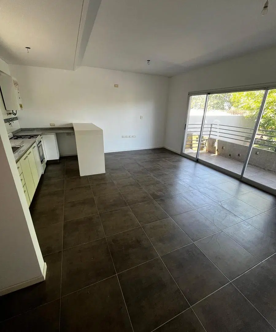 Venta departamento dos ambientes cochera balcón quilmes centro bajas expensas 5
