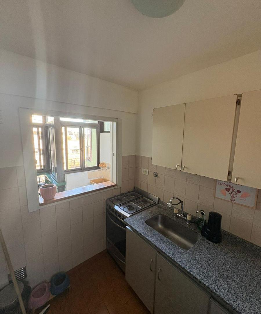 Foto de Departamento de tres ambientes con cochera en Alquiler en Avellaneda, imagen 3