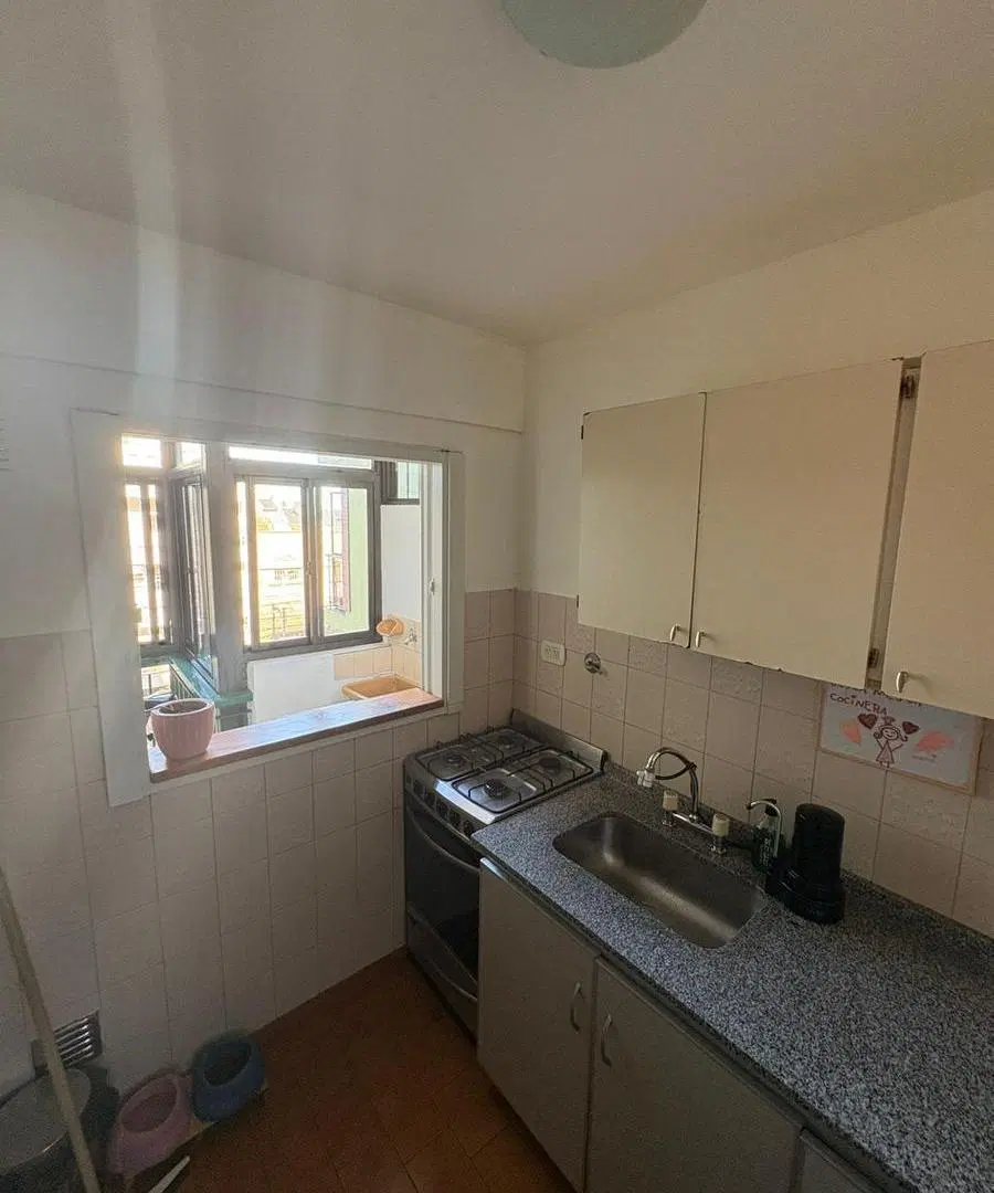 Departamento de tres ambientes con cochera en Alquiler en Avellaneda Centro 3