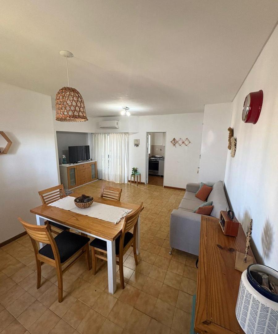 Departamento de tres ambientes con cochera en Alquiler en Avellaneda Centro