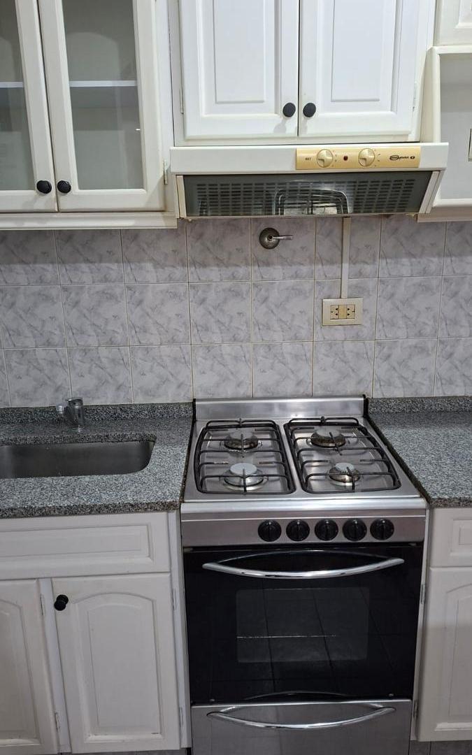 Foto de Departamento de dos ambientes y medio en alquiler en Avellaneda, imagen 4