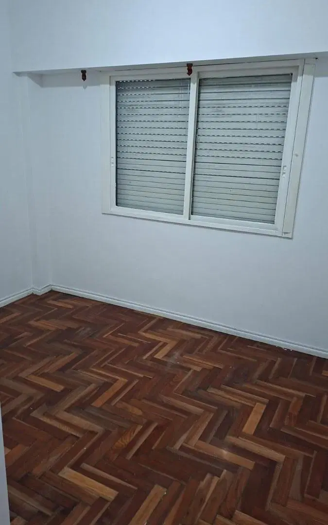 Departamento de dos ambientes y medio en alquiler en Avellaneda 1