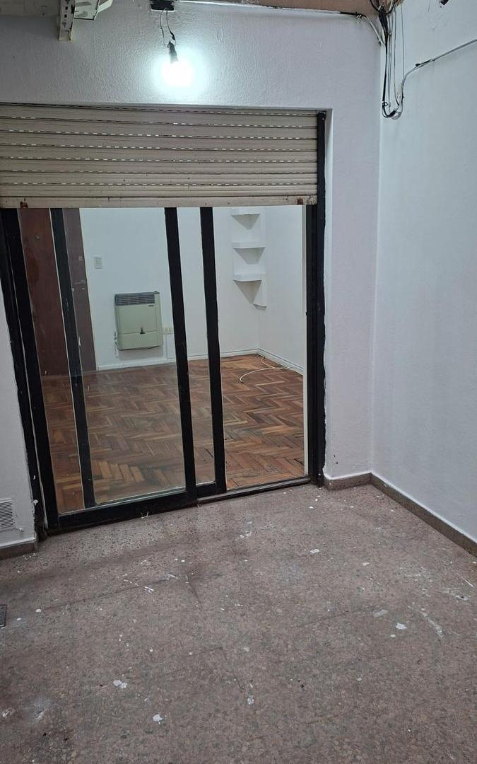 Foto de Departamento de dos ambientes y medio en alquiler en Avellaneda, imagen 3