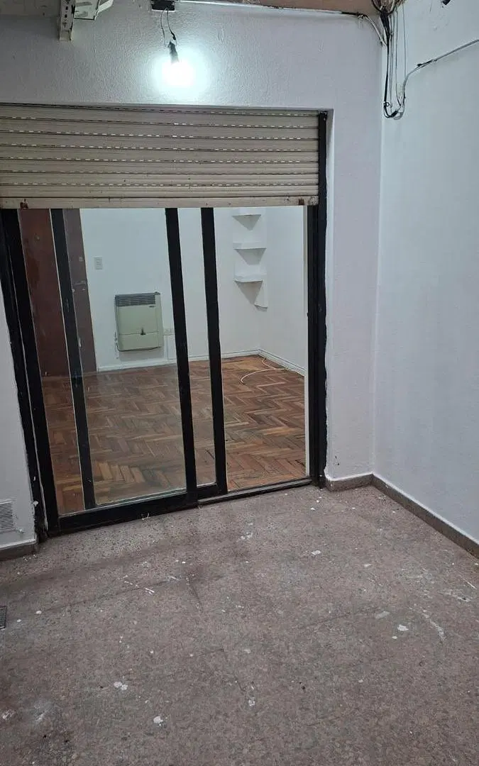Departamento de dos ambientes y medio en alquiler en Avellaneda 3