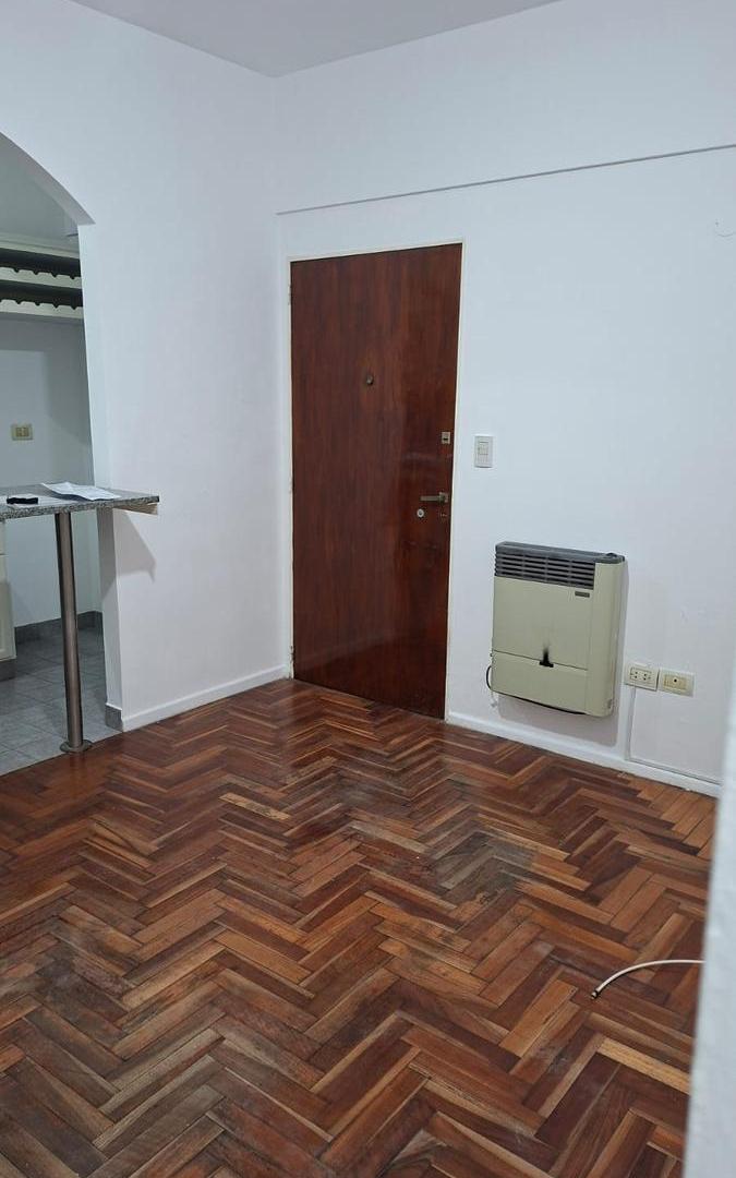Departamento de dos ambientes y medio en alquiler en Avellaneda