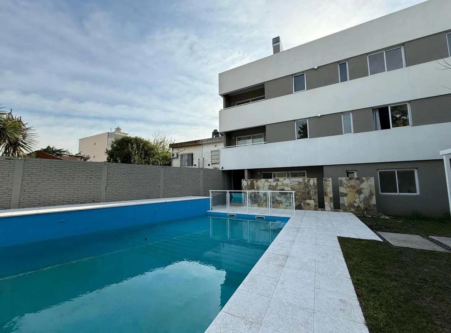 Raquel Español 200, Wilde ¡Exclusivo Complejo en Wilde con Piscina, Espacios Verdes y Parrillas! 2