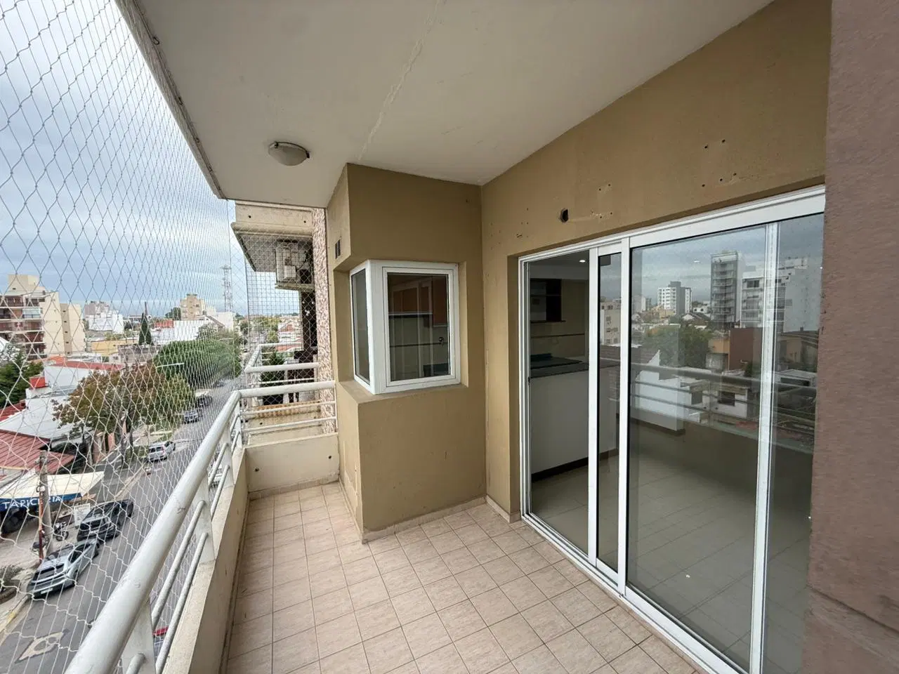 Departamento dos ambientes en Alquiler en Wilde Centro 3