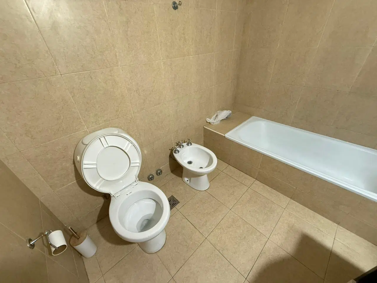 Departamento dos ambientes en Alquiler en Wilde Centro 5
