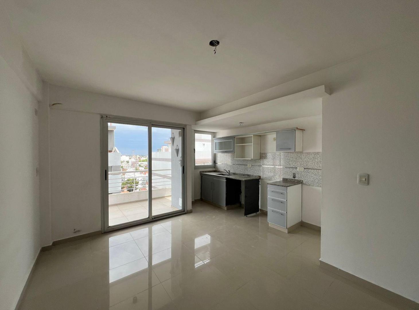 Foto de Departamento de dos ambientes en alquiler en el Centro de Wilde, imagen 1
