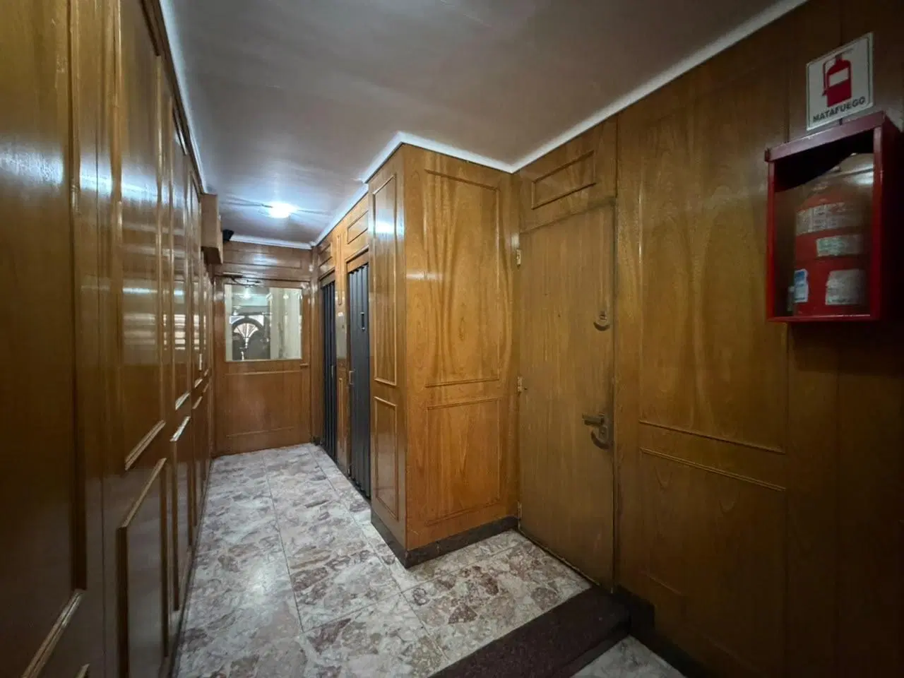 Departamento semipiso cuatro ambientes venta wilde centro las flores 5