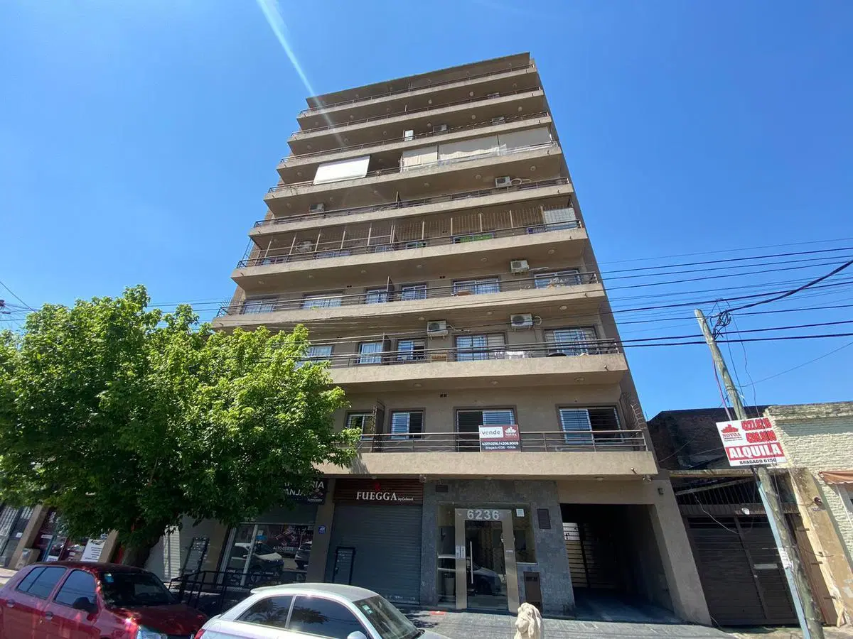 Departamento dos ambientes en alquiler wilde centro 3