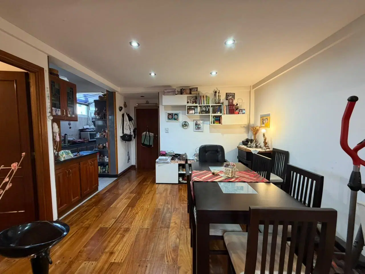 Departamento wilde centro semipiso venta 3 ambientes cochera balcon apto credito 2