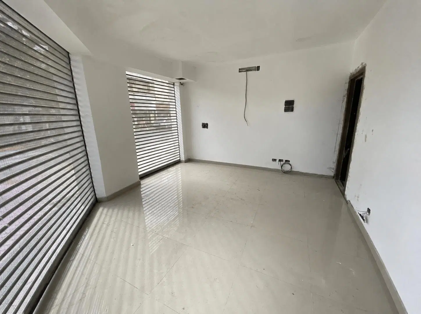 Local comercial en alquiler en wilde centro 1