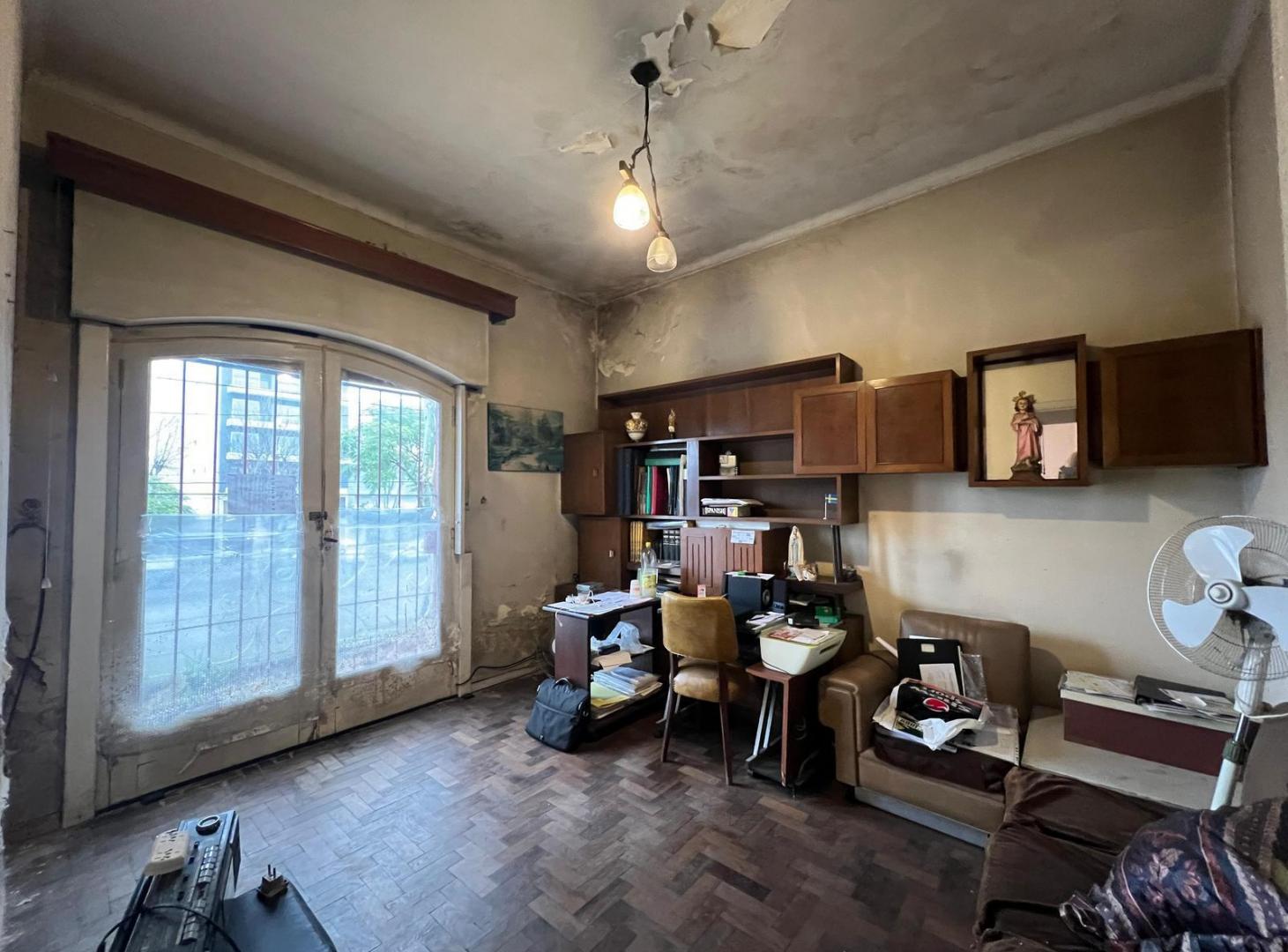 Foto de Casa, local comercial a la Venta en Wilde. Ideal Inversor Emprendimiento avenida mitre, imagen 1
