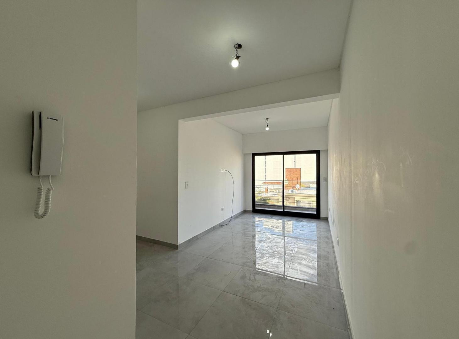 Foto de Departamento tres ambientes en alquiler wilde centro, imagen 1