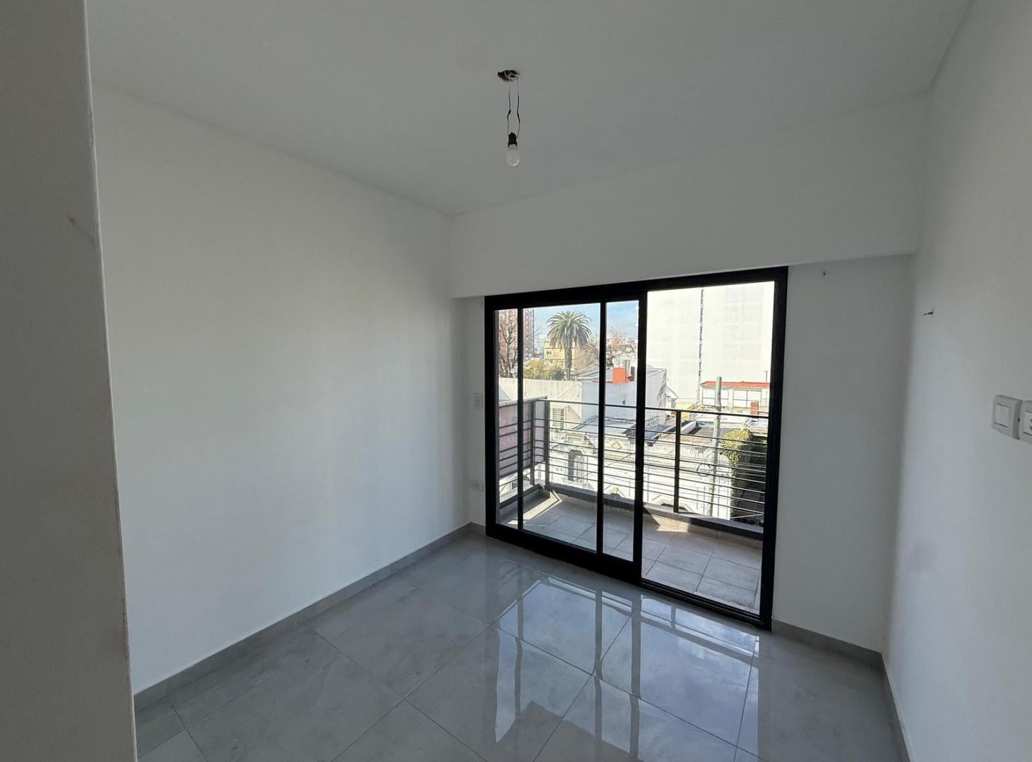 Foto de Departamento tres ambientes en alquiler wilde centro, imagen 5