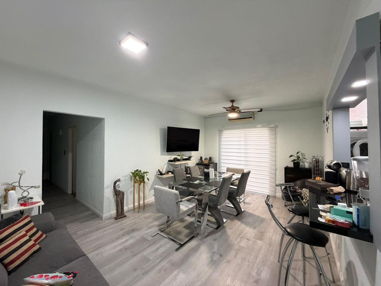 Foto de Departamento cuatro ambientes en venta en Wilde Apto Credito reciclado, imagen 3