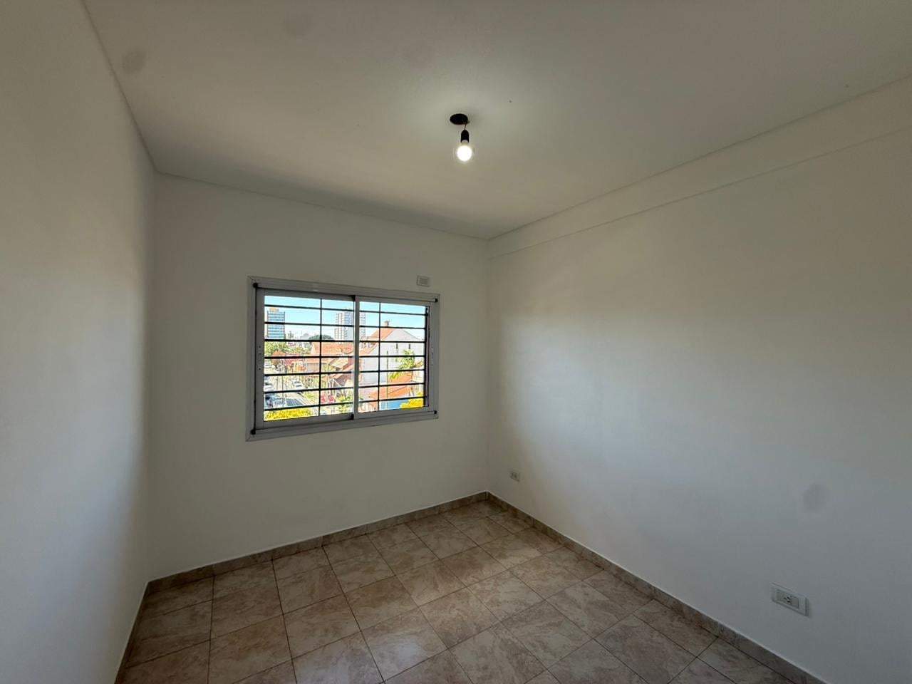 Foto de Departamento dos ambientes wilde en alquiler por escalera no apto, imagen 5