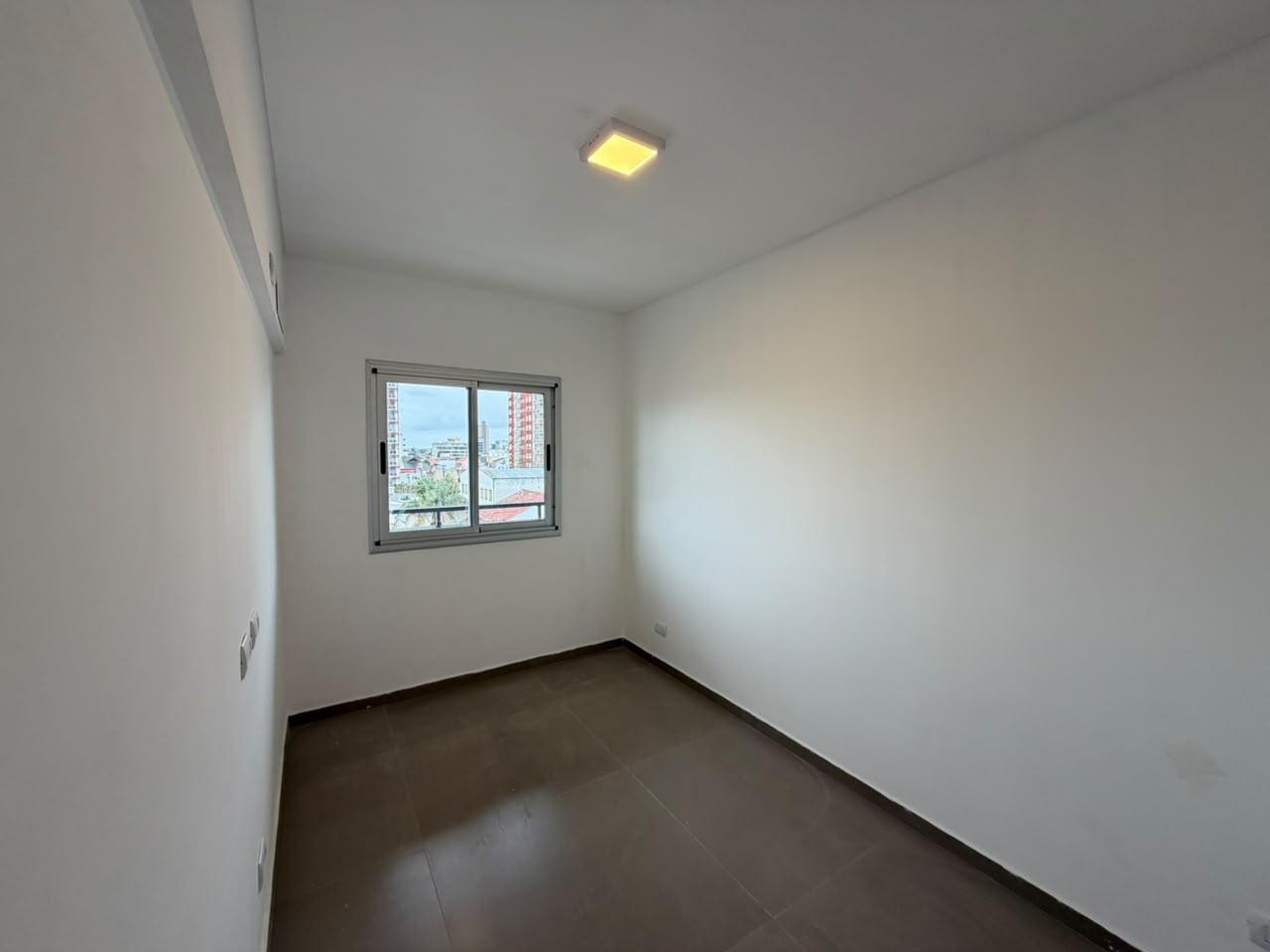 Foto de Departamento tres ambientes en Venta en Wilde Centro, imagen 5