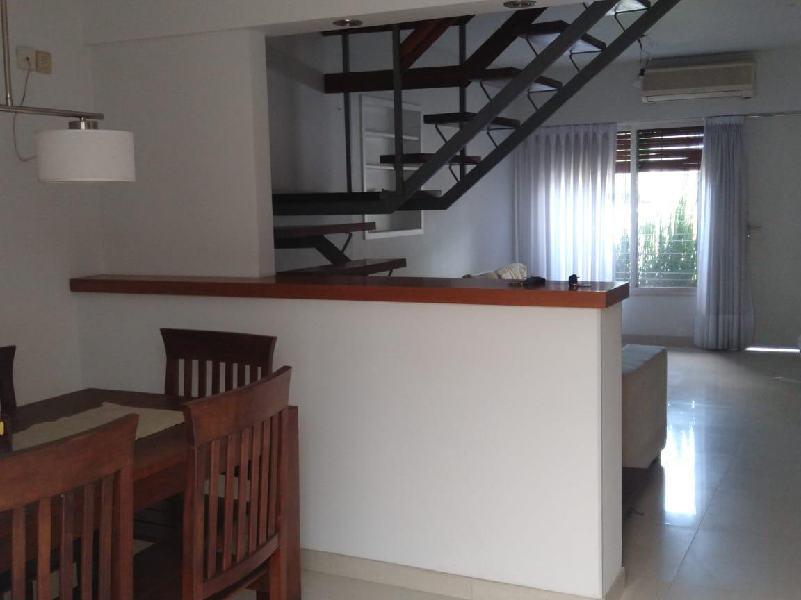 Foto de Casa duplex cuatro ambientes cochera parrilla bernal en alquiler, imagen 4