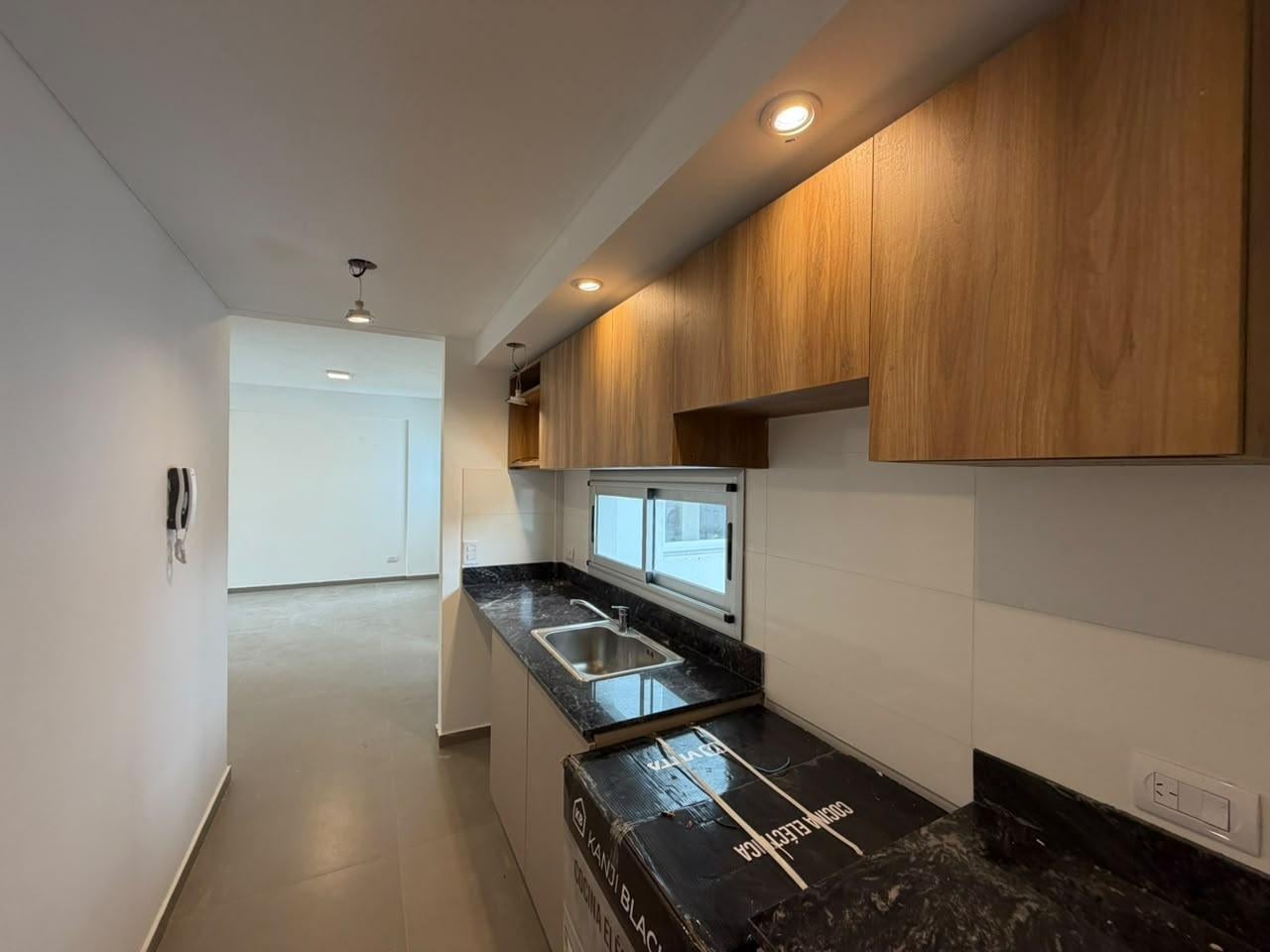 Foto de Departamento tres ambientes alquiler cochera Wilde Centro, imagen 1