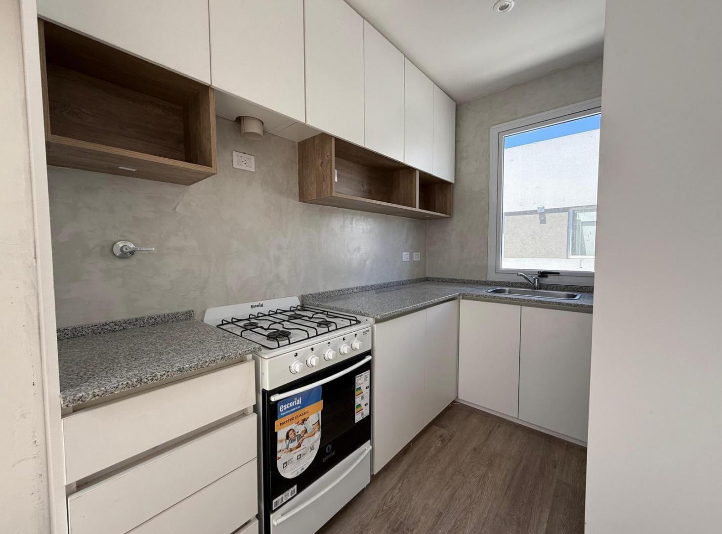 Foto de Deparatamento de tres ambientes con cochera y terraza a la venta en, imagen 2
