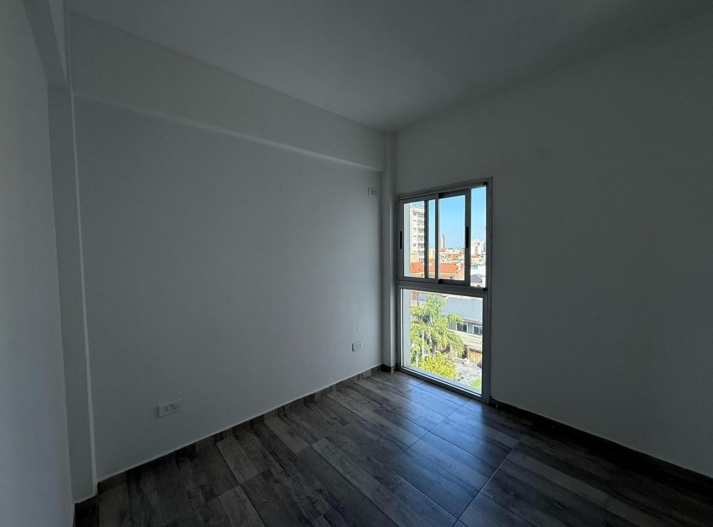 Foto de Departamento de dos ambientes en Alquiler en Wilde Centro, imagen 5