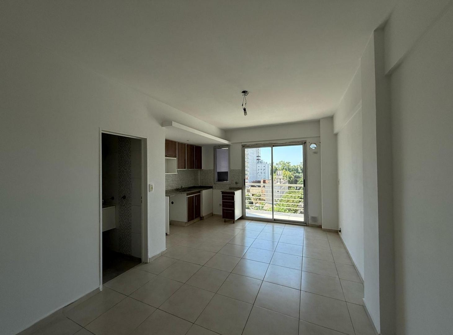 Foto de Departamento de dos ambientes en Alquiler en Wilde Centro, imagen 4