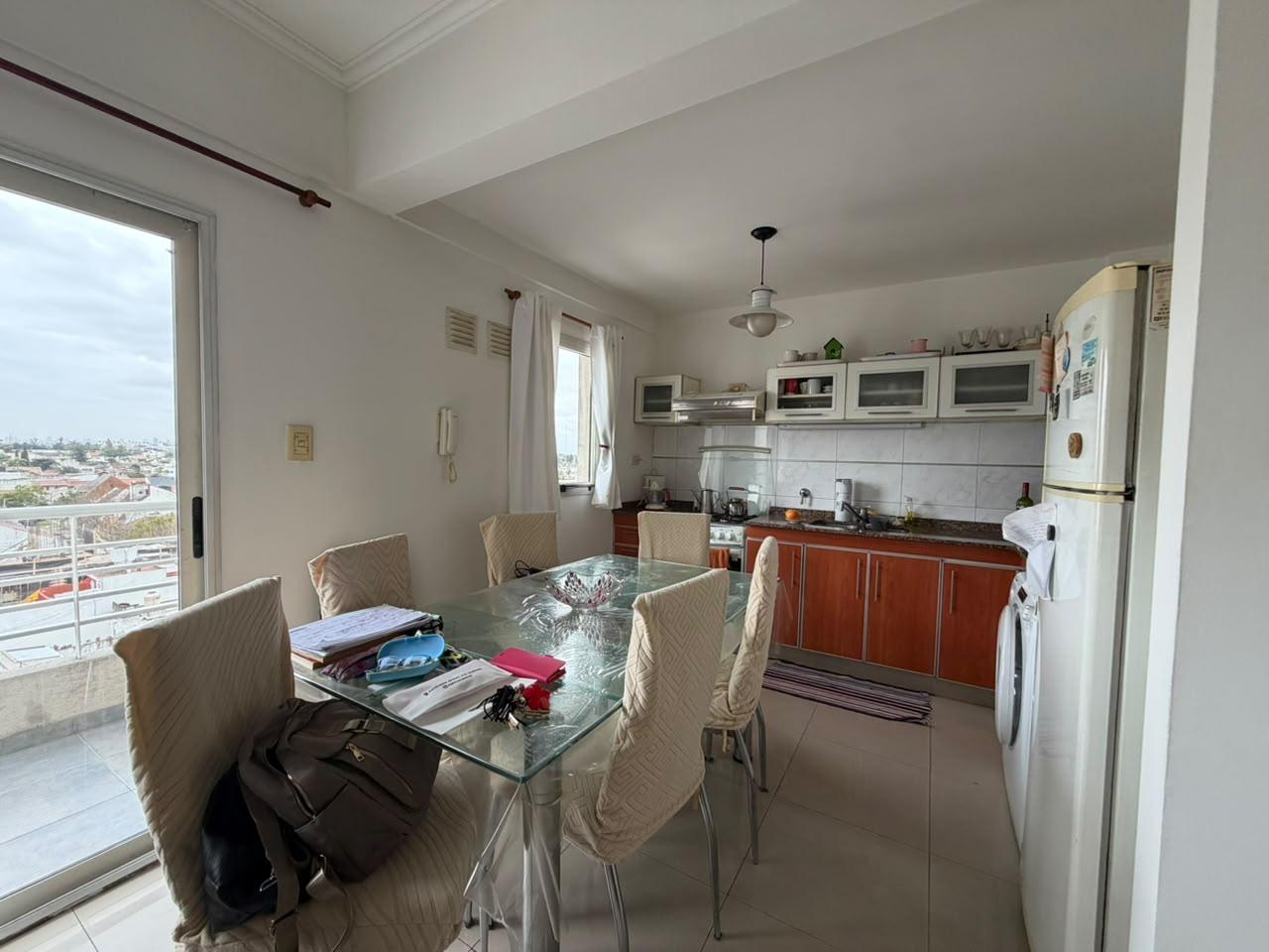 Foto de Departamento venta 3 ambientes al frente balcon wilde centro, imagen 2