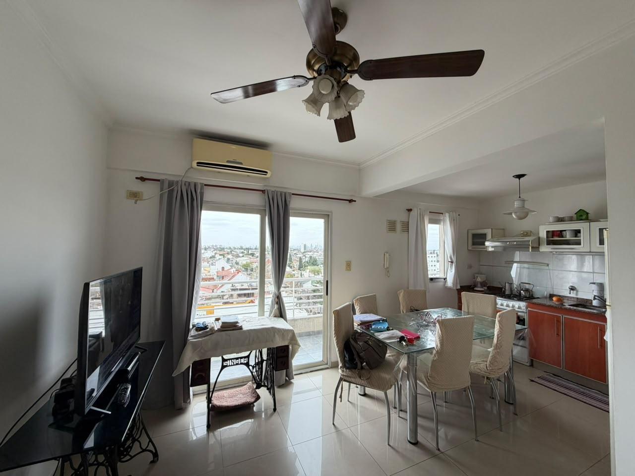 Foto de Departamento venta 3 ambientes al frente balcon wilde centro, imagen 1