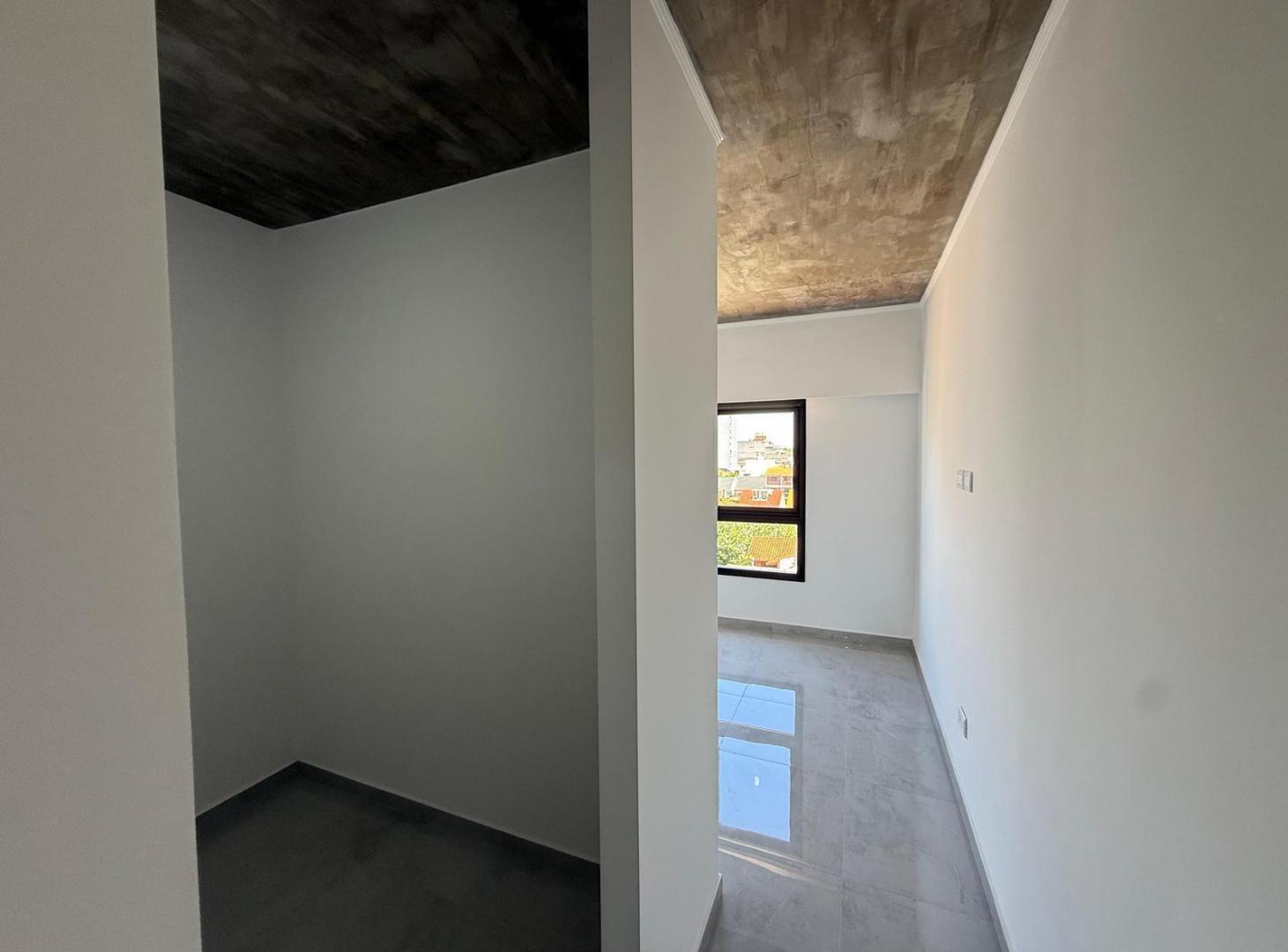 Foto de Departamento en Wilde dos ambientes en venta con cochera a estrenar, imagen 2