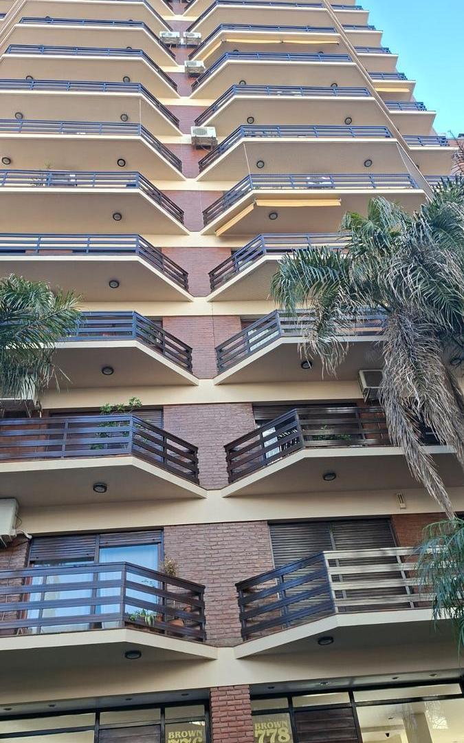 Foto de Departamento 3 dormitorios balcones cochera apto crédito venta Quilmes, imagen 3