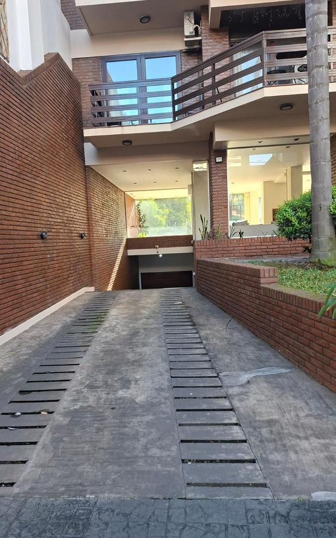 Foto de Departamento 3 dormitorios balcones cochera apto crédito venta Quilmes, imagen 4