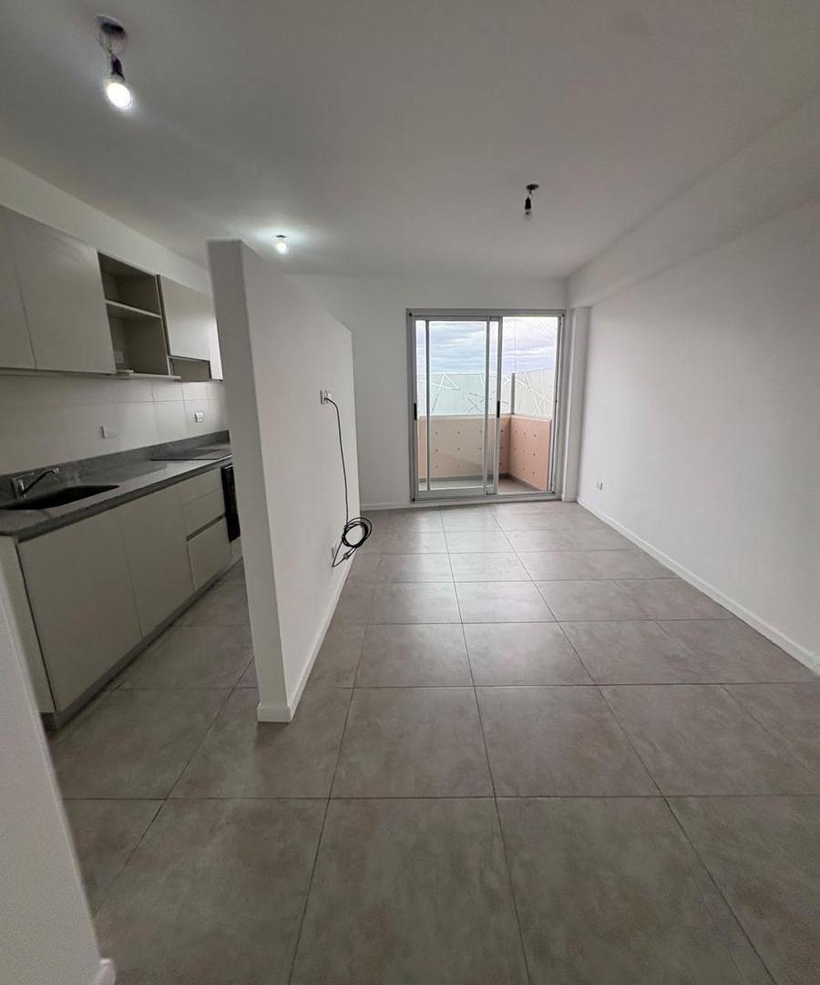 Foto de Departamento de dos ambientes en Alquiler en Avellaneda, imagen 1