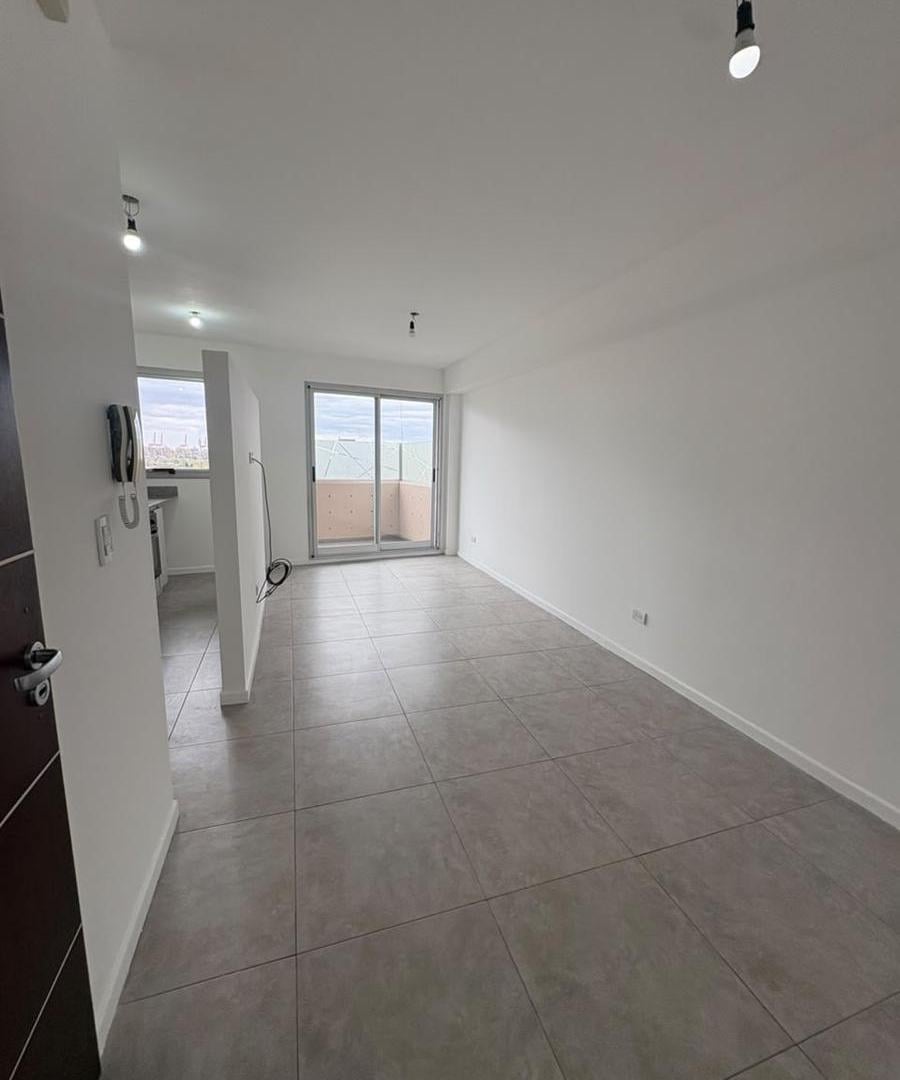 Foto de Departamento de dos ambientes en Alquiler en Avellaneda, imagen 4