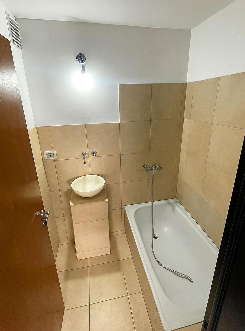 Foto de Departamento de dos ambientes en Venta en Sarandí, imagen 5