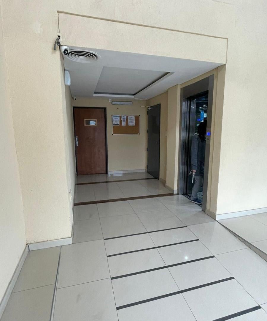 Foto de Departamento de dos ambientes en Venta en Sarandí, imagen 3