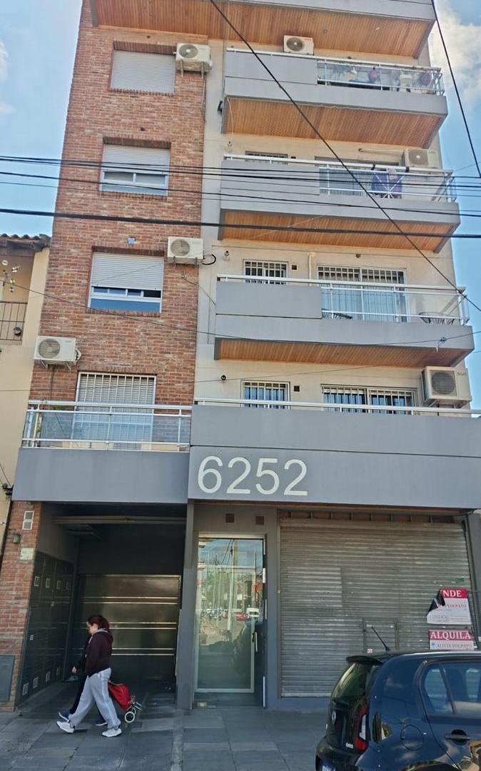 Foto de Departamento dos ambientes en venta wilde, imagen 1