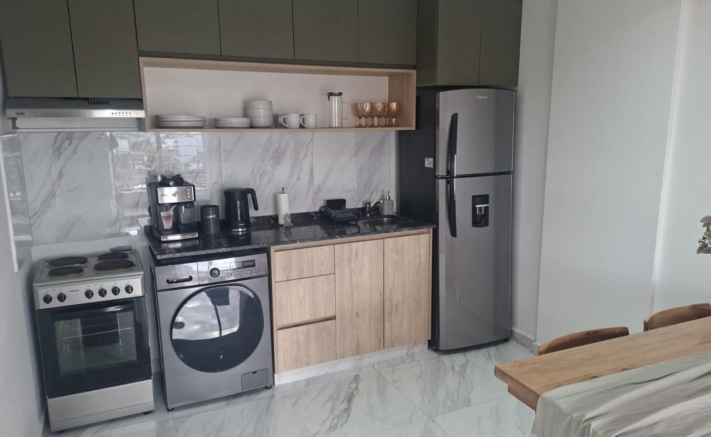 Foto de Departamento 3 ambientes al frente cochera venta wilde centro balcon, imagen 3