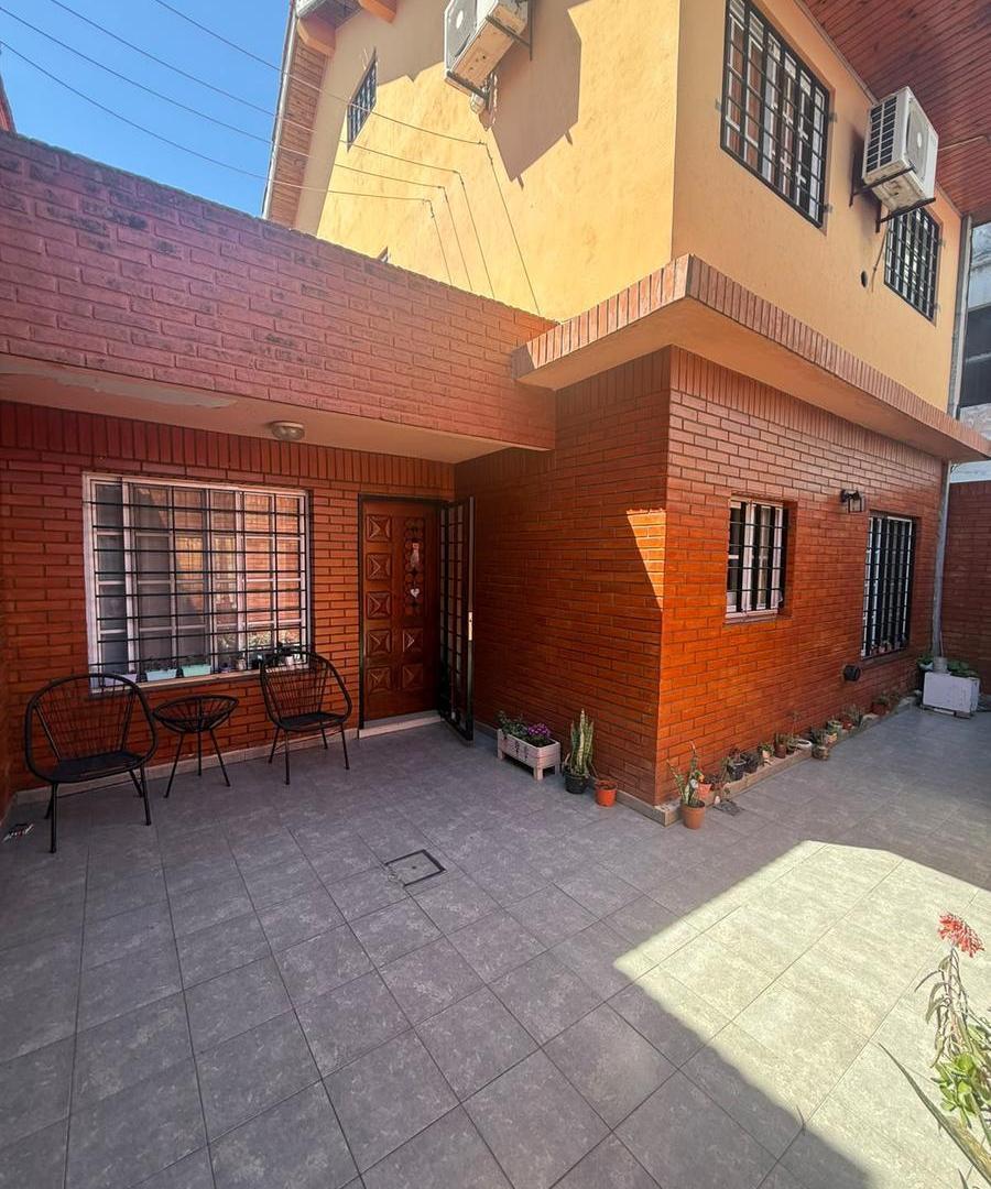 Foto de PH venta villa dominico apto credito 4 ambientes interno terraza patio, imagen 1