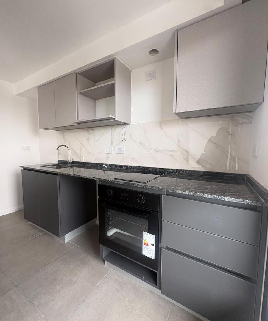 Foto de Departamento de dos ambientes con amenities en Venta en Avellaneda, imagen 2