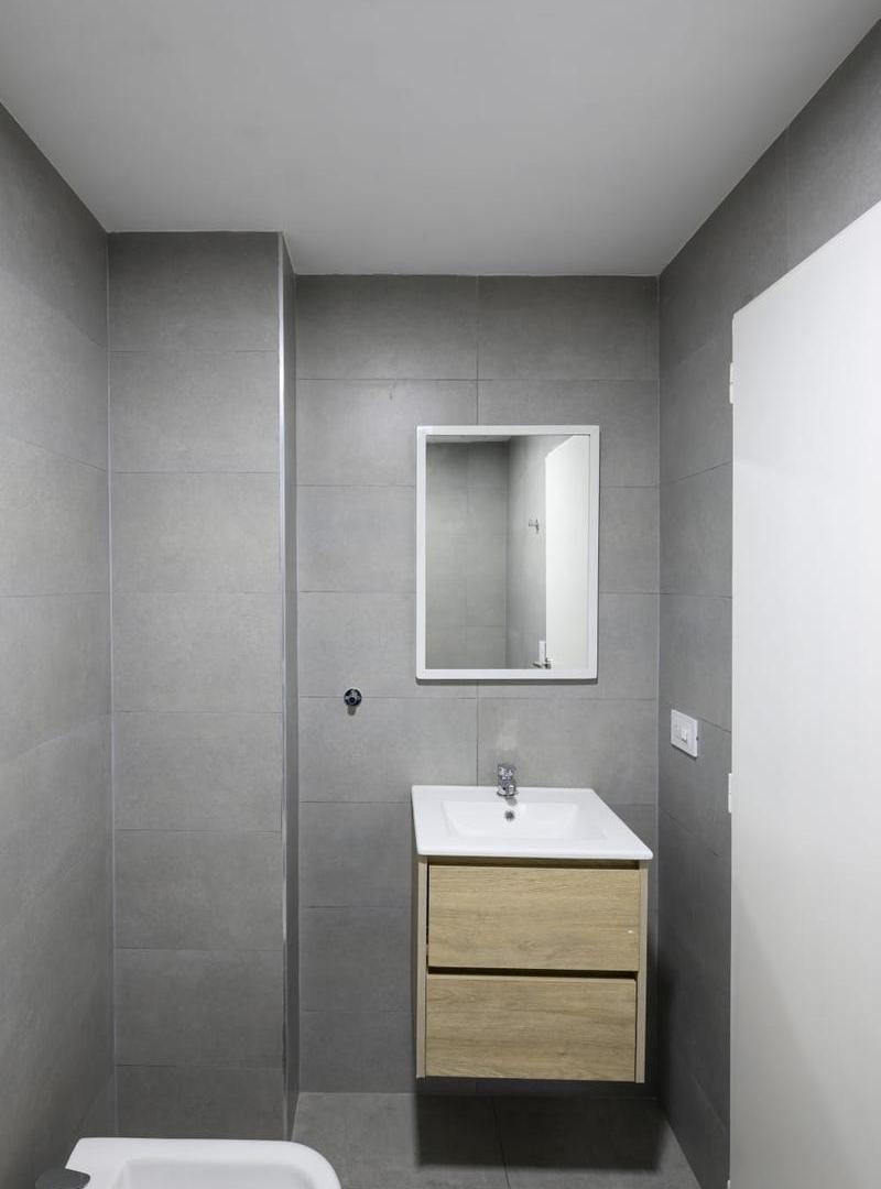 Foto de Departamento de tres ambientes a la venta en Sarandi, imagen 4