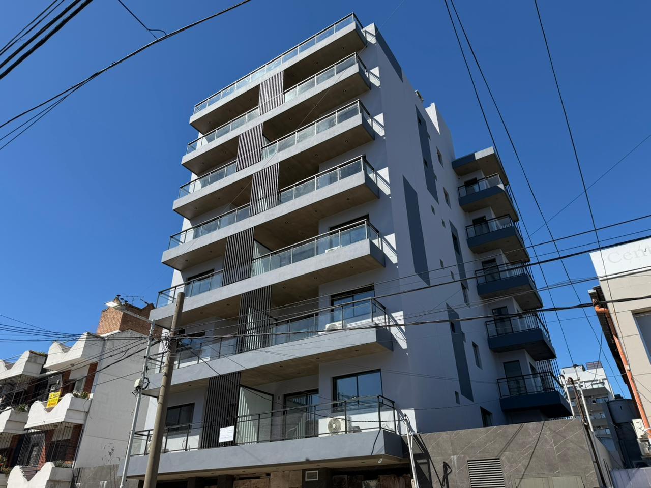 Foto de Departamento de dos ambientes en Venta en Wilde Centro, imagen 1