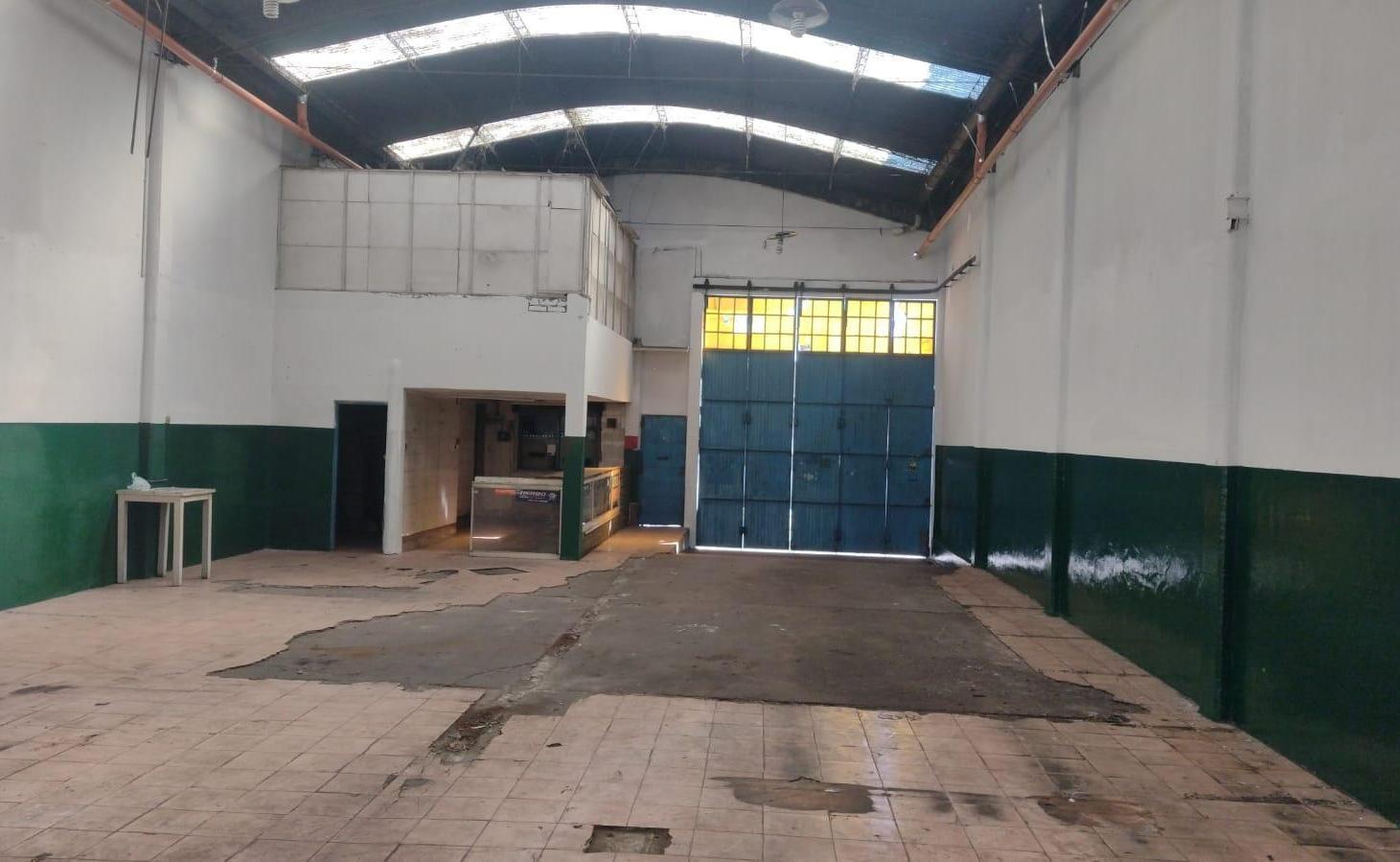 Foto de Galpón en Alquiler en Villa Dominico, imagen 4