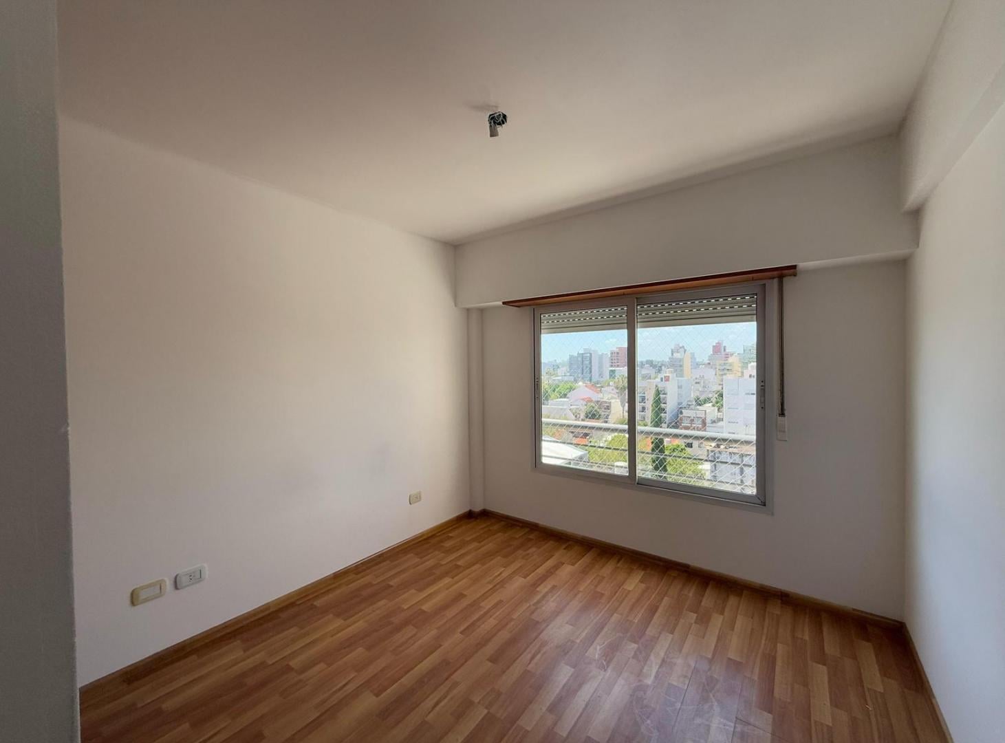 Foto de Departamento dos ambientes en alquiler en Wilde, imagen 4